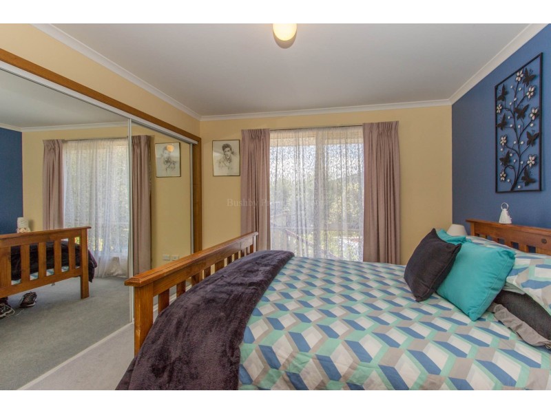 24 Lachlan Parade, Trevallyn TAS 7250