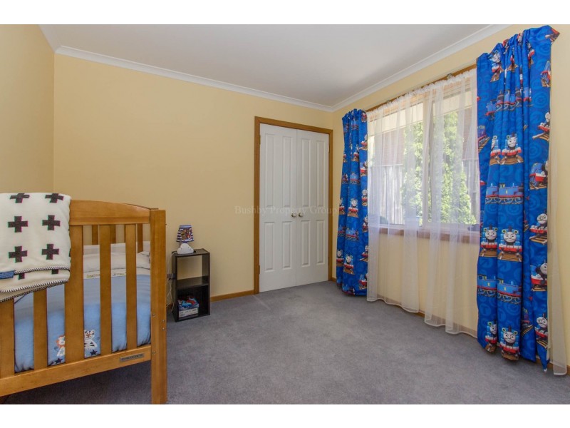24 Lachlan Parade, Trevallyn TAS 7250