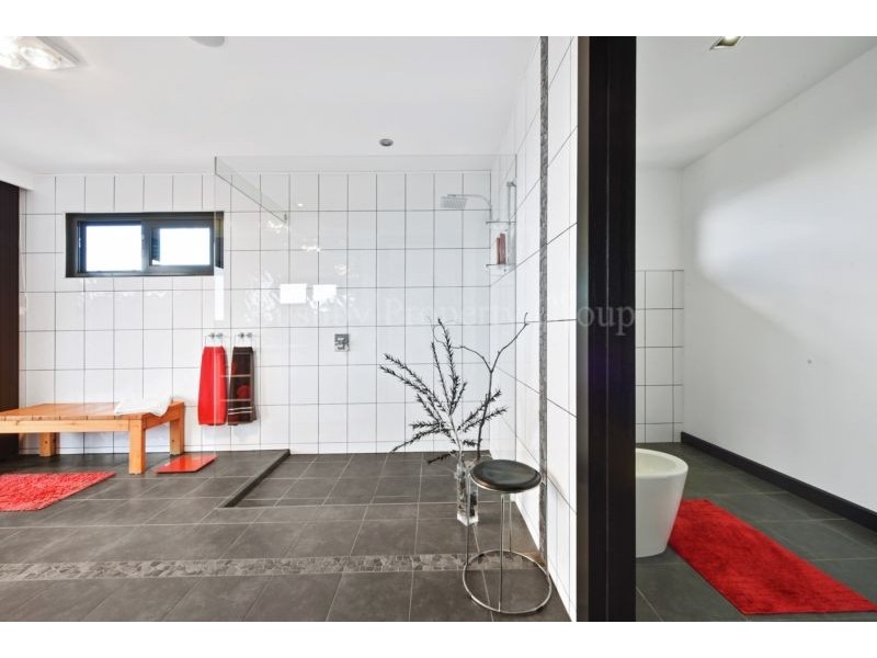 16a Seaton Cove Road, Binalong Bay TAS 7216