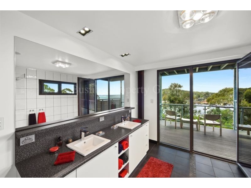 16a Seaton Cove Road, Binalong Bay TAS 7216