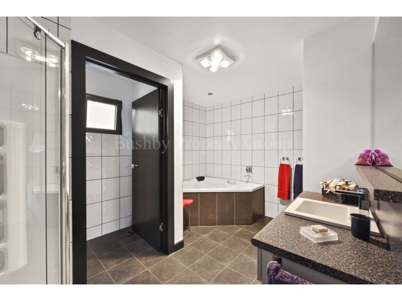 16a Seaton Cove Road, Binalong Bay TAS 7216