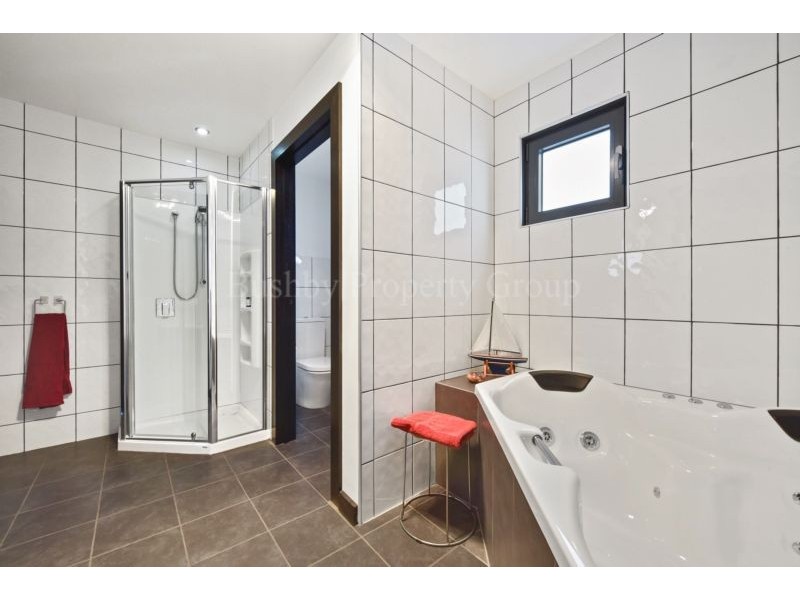 16a Seaton Cove Road, Binalong Bay TAS 7216