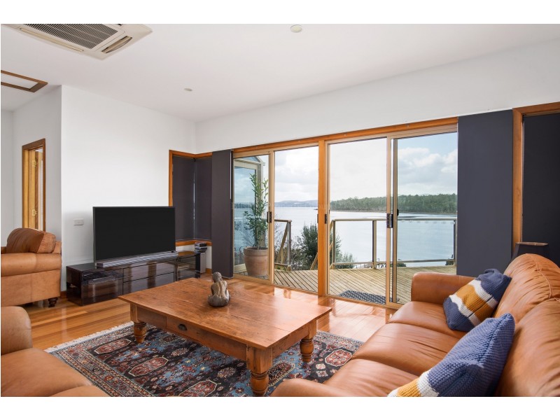 27 Paringa Avenue, Lanena TAS 7275