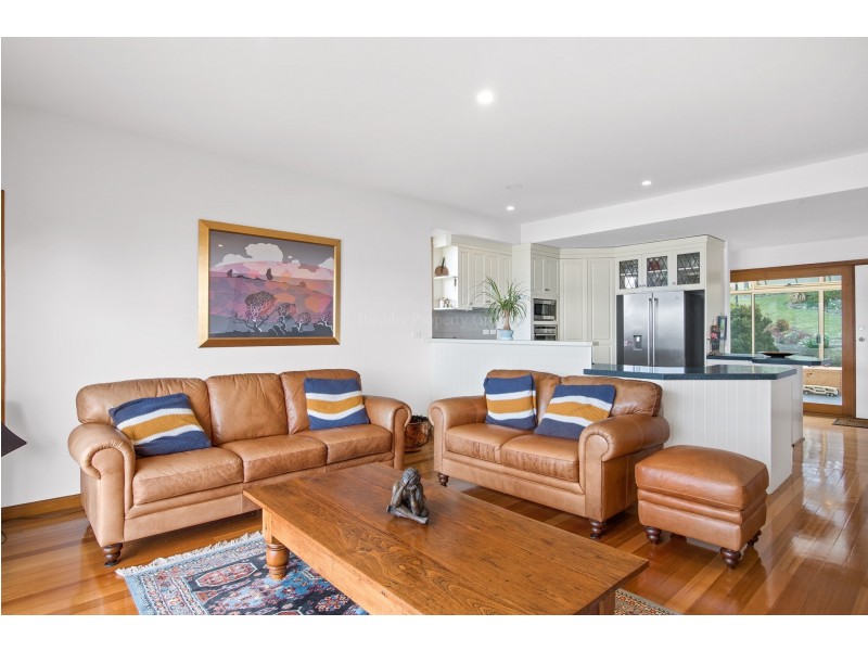 27 Paringa Avenue, Lanena TAS 7275