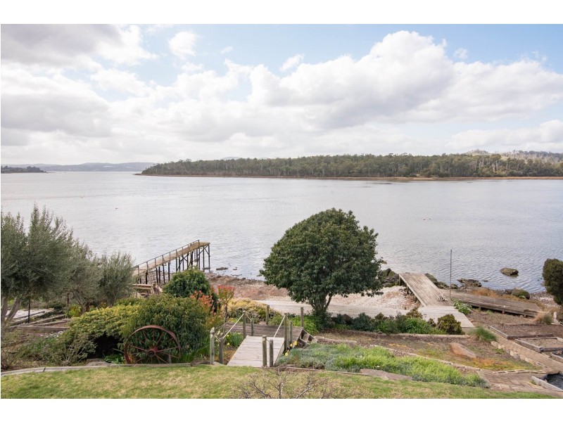 27 Paringa Avenue, Lanena TAS 7275