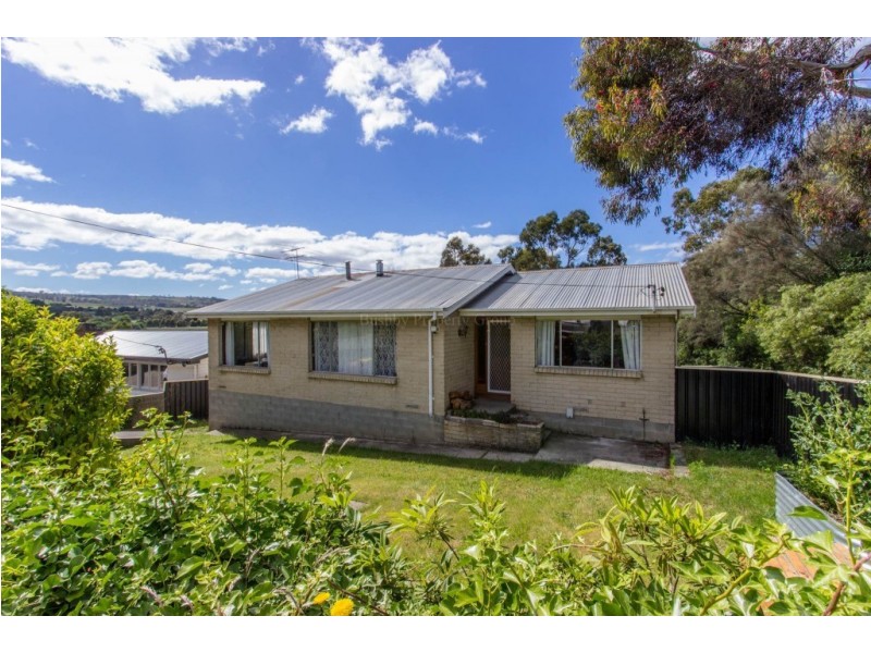111 Station Road, Norwood TAS 7250