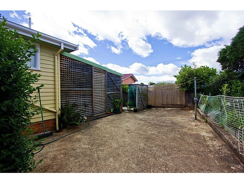 11 Naroo Street, Waverley TAS 7250