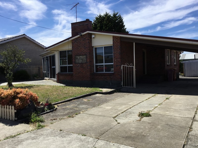 11 Tompsons Lane, Newnham TAS 7248