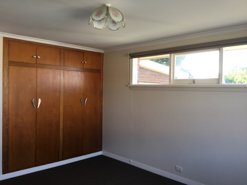 11 Tompsons Lane, Newnham TAS 7248