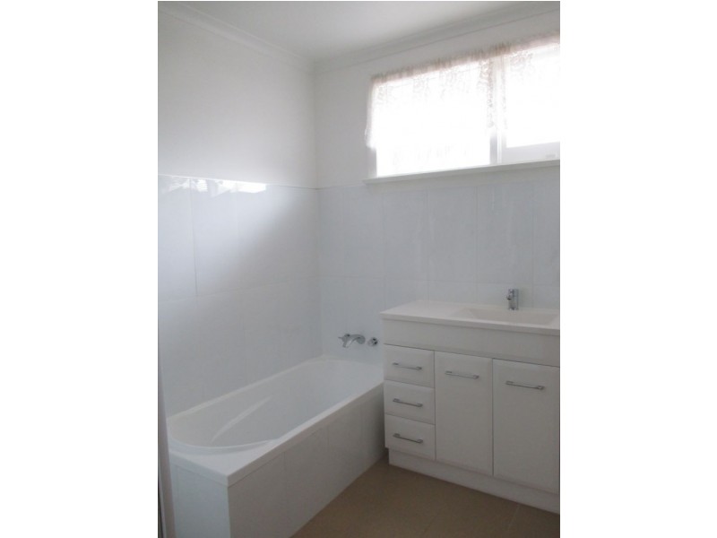 11 Tompsons Lane, Newnham TAS 7248