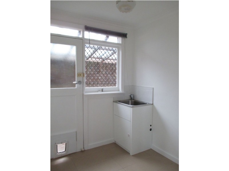11 Tompsons Lane, Newnham TAS 7248