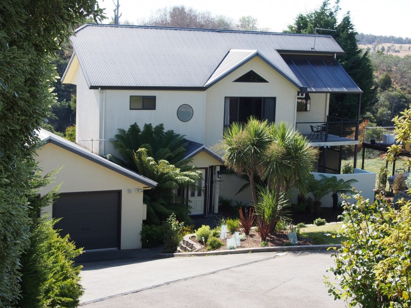 77 Bayview Drive, Blackstone Heights TAS 7250
