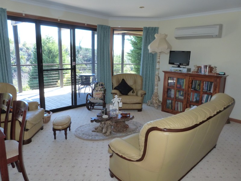 77 Bayview Drive, Blackstone Heights TAS 7250