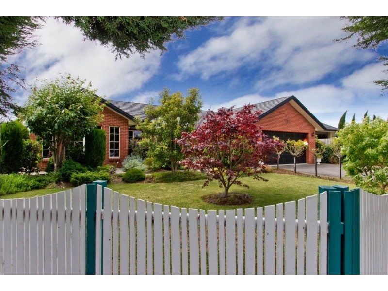 11 Waldhorn Drive, Grindelwald TAS 7277