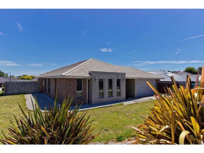 28 Comice Place, Newnham TAS 7248