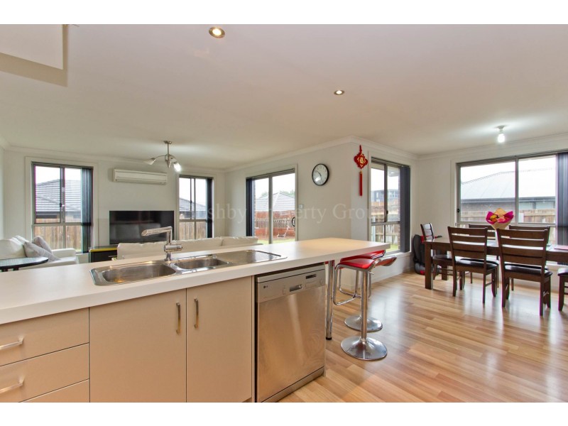 28 Comice Place, Newnham TAS 7248