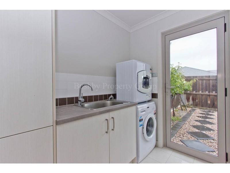 28 Comice Place, Newnham TAS 7248