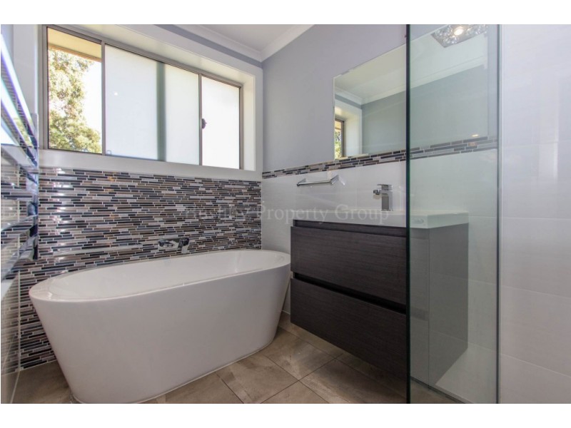 8 Oberon Place, Ravenswood TAS 7250
