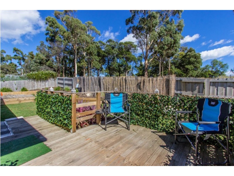 8 Oberon Place, Ravenswood TAS 7250