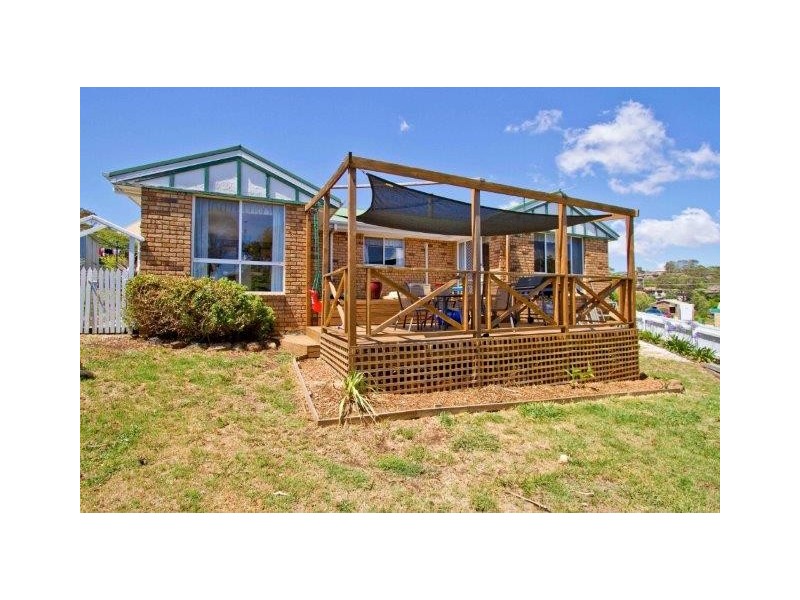9 Owen Place, Summerhill TAS 7250