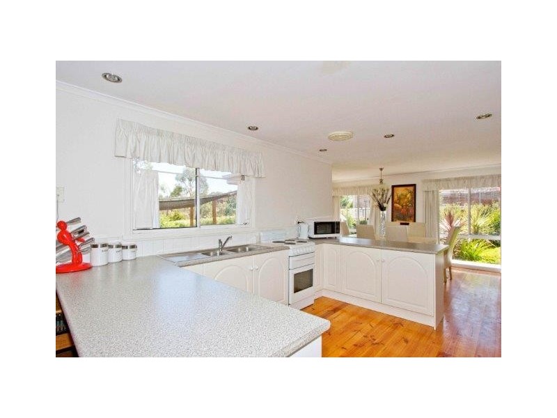 9 Owen Place, Summerhill TAS 7250