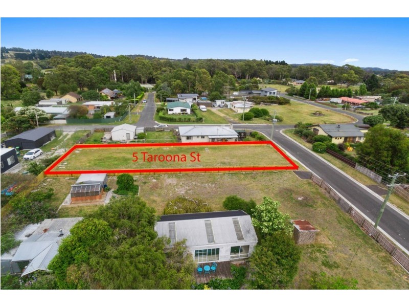 5 Taroona Street, Gravelly Beach TAS 7276