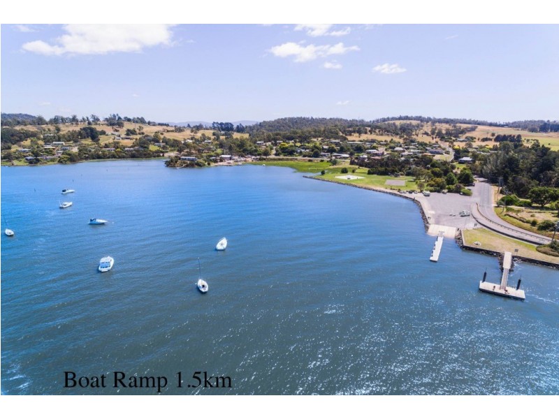 5 Taroona Street, Gravelly Beach TAS 7276