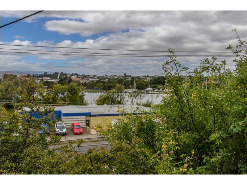 5 West Tamar Road, Trevallyn TAS 7250