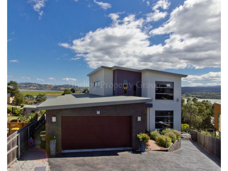 7 Peacock Place, Legana TAS 7277