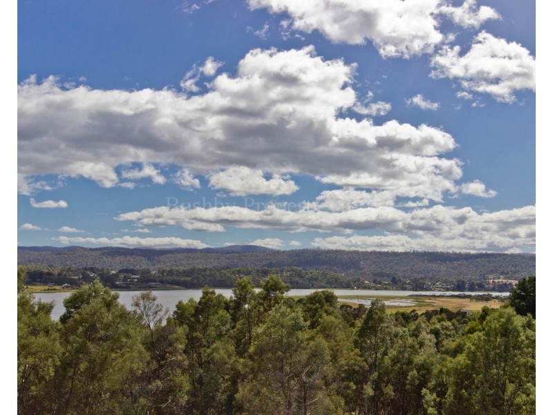 7 Peacock Place, Legana TAS 7277
