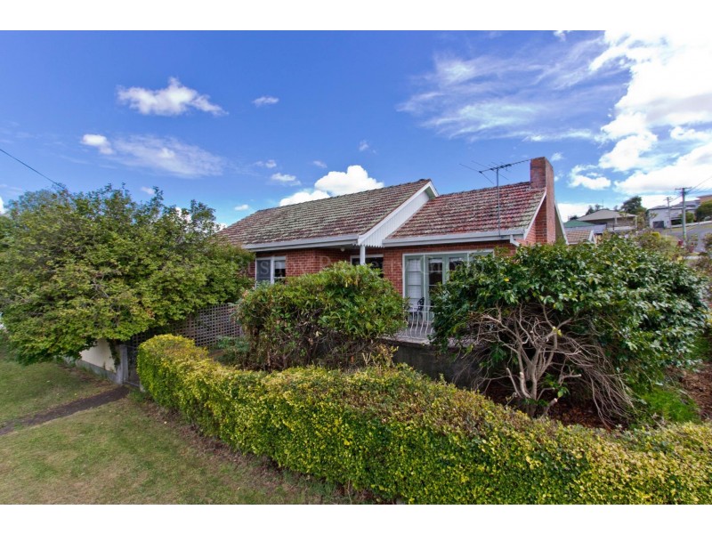 15 Wood Street, Mowbray TAS 7248