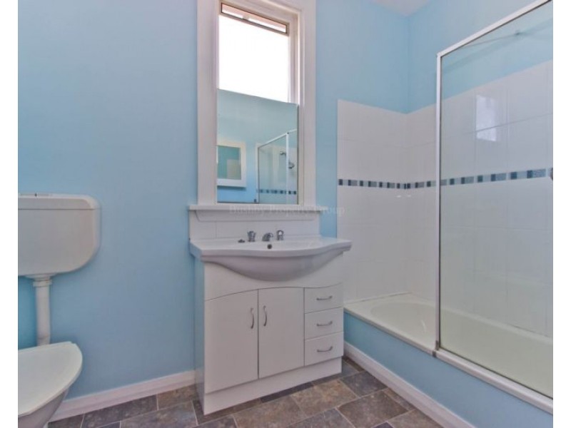 11 Dineen Street, Mowbray TAS 7248