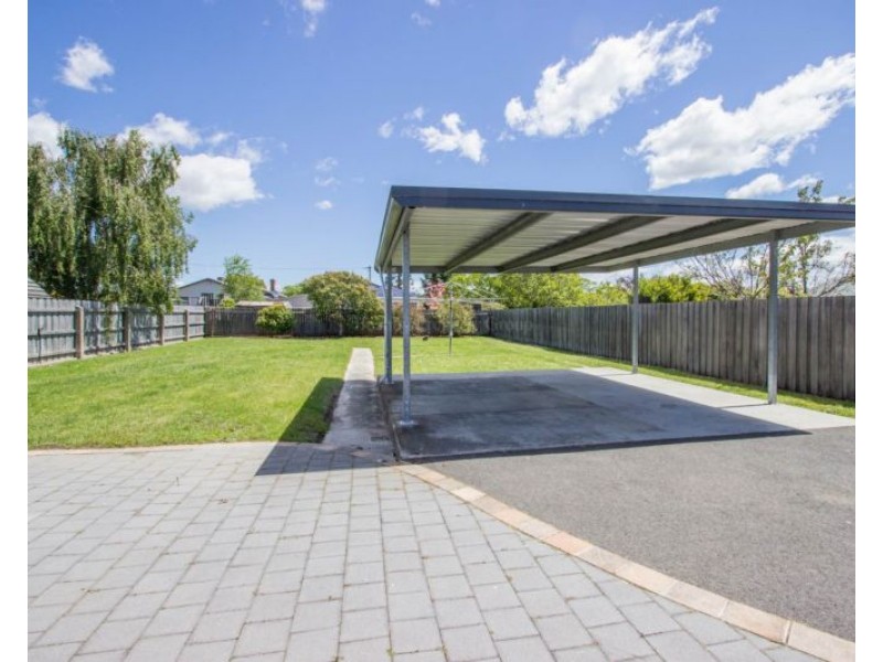 11 Dineen Street, Mowbray TAS 7248
