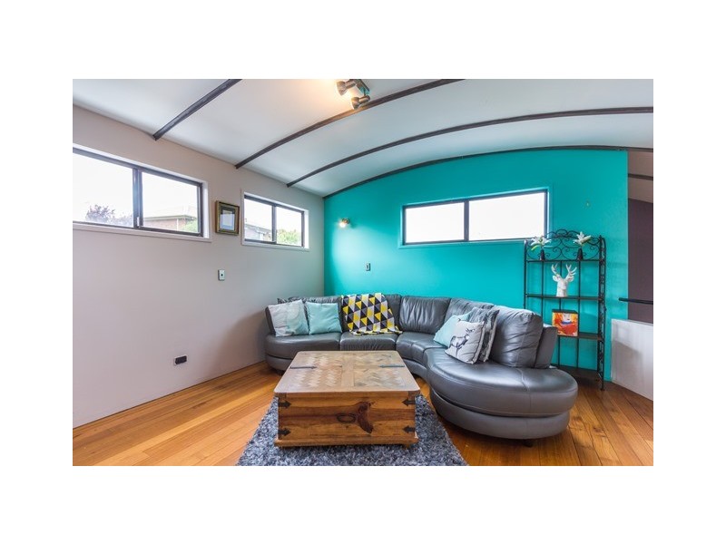 36 Roberts Crescent, Newnham TAS 7248
