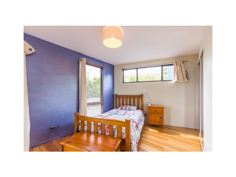 36 Roberts Crescent, Newnham TAS 7248