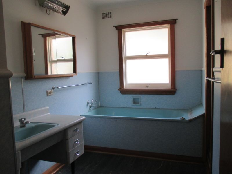 2/105 Forest Road, Trevallyn TAS 7250