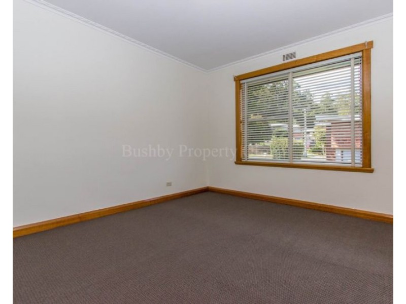 2 Chungon Crescent, South Launceston TAS 7249
