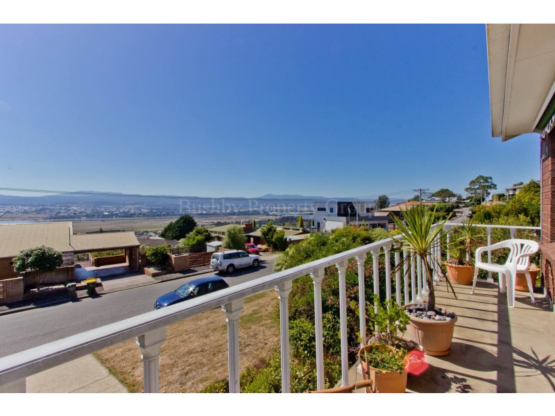 2 Camina Court, Riverside TAS 7250