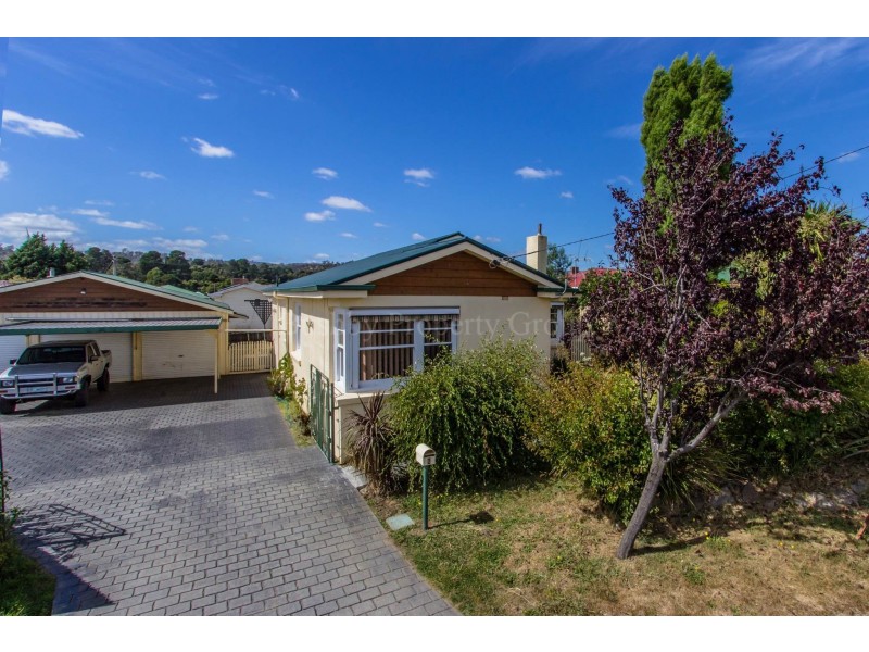 2 Truscott Grove, Mowbray TAS 7248