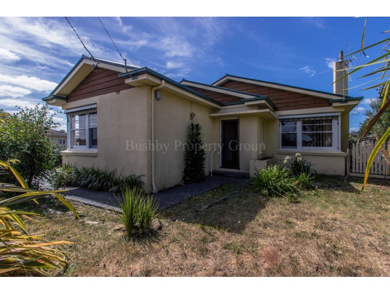2 Truscott Grove, Mowbray TAS 7248