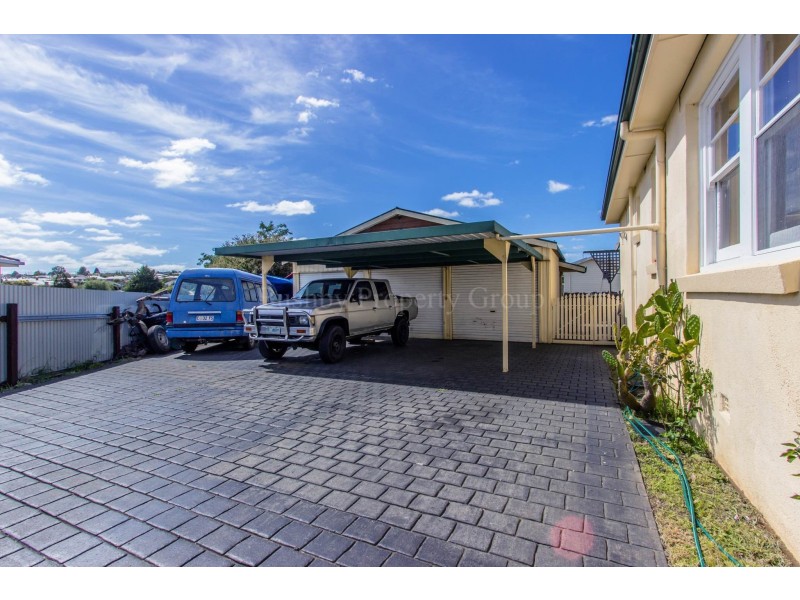 2 Truscott Grove, Mowbray TAS 7248