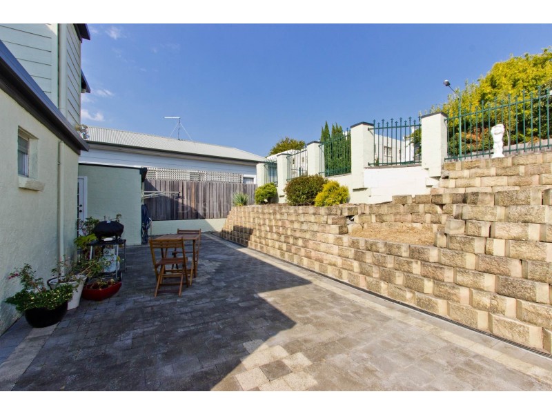 46 Racecourse Crescent, Launceston TAS 7250