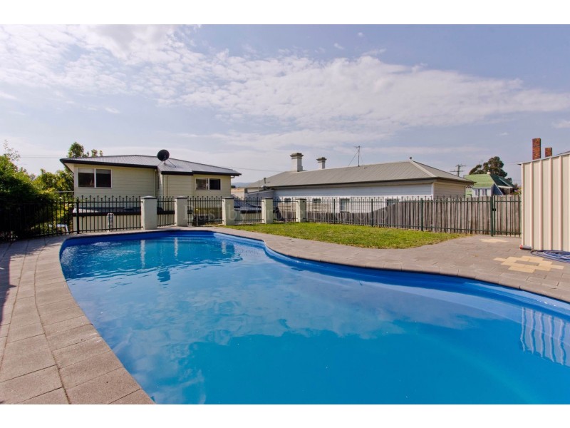 46 Racecourse Crescent, Launceston TAS 7250