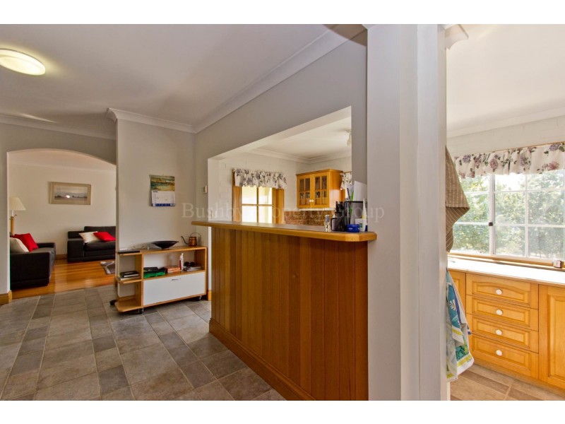 46 Racecourse Crescent, Launceston TAS 7250