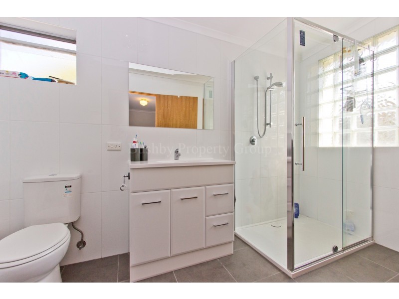 46 Racecourse Crescent, Launceston TAS 7250