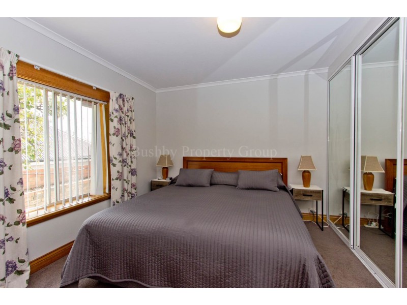 46 Racecourse Crescent, Launceston TAS 7250