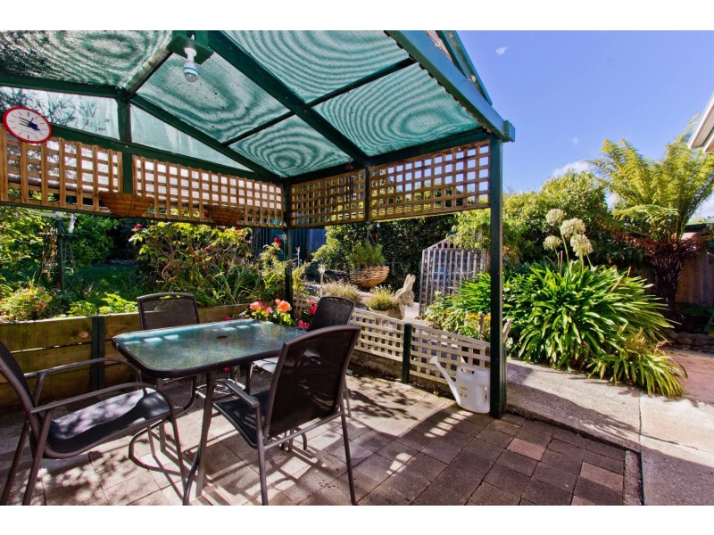 25 Robin Street, Newstead TAS 7250