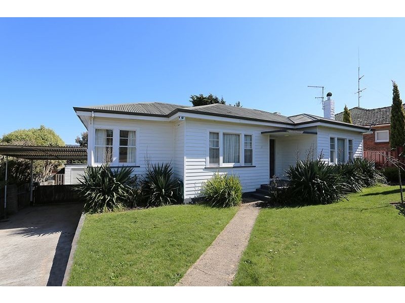 21 George Town Road, Newnham TAS 7248