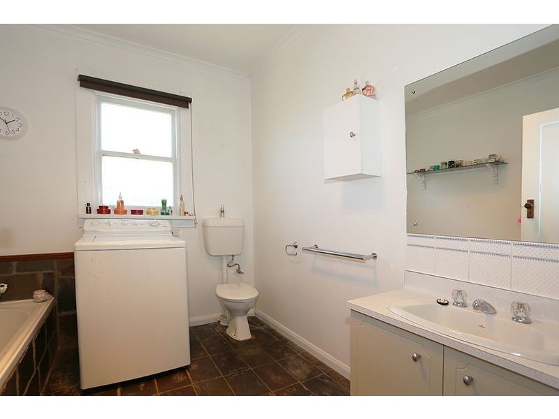 21 George Town Road, Newnham TAS 7248