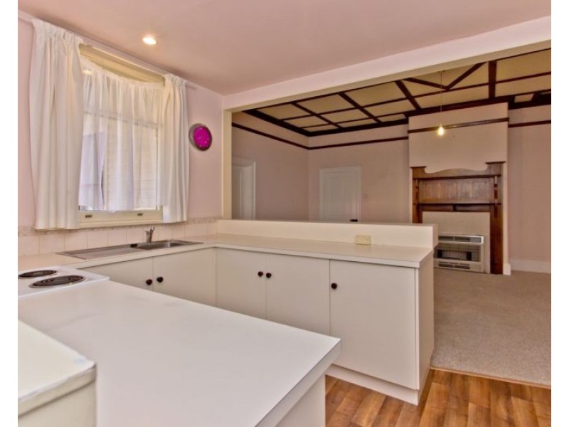 37 Cimitiere, Launceston TAS 7250